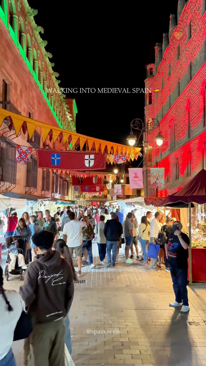 Explore Medieval León's Historic Sites and Tapas