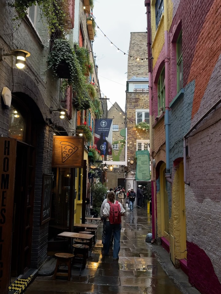 Covent Garden Pubs And Markets