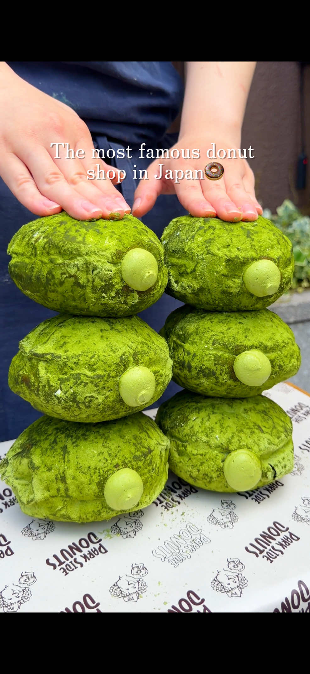 Tokyo Matcha Donut Shop Attracts International Visitors