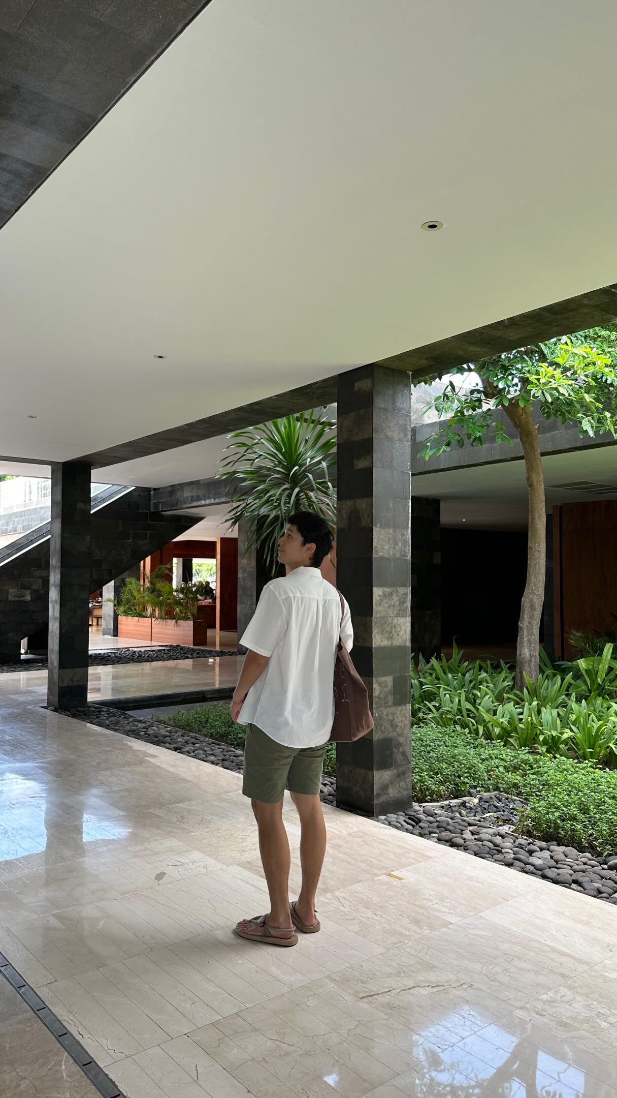 Sanur's Meru Resort Offers Luxurious Stays