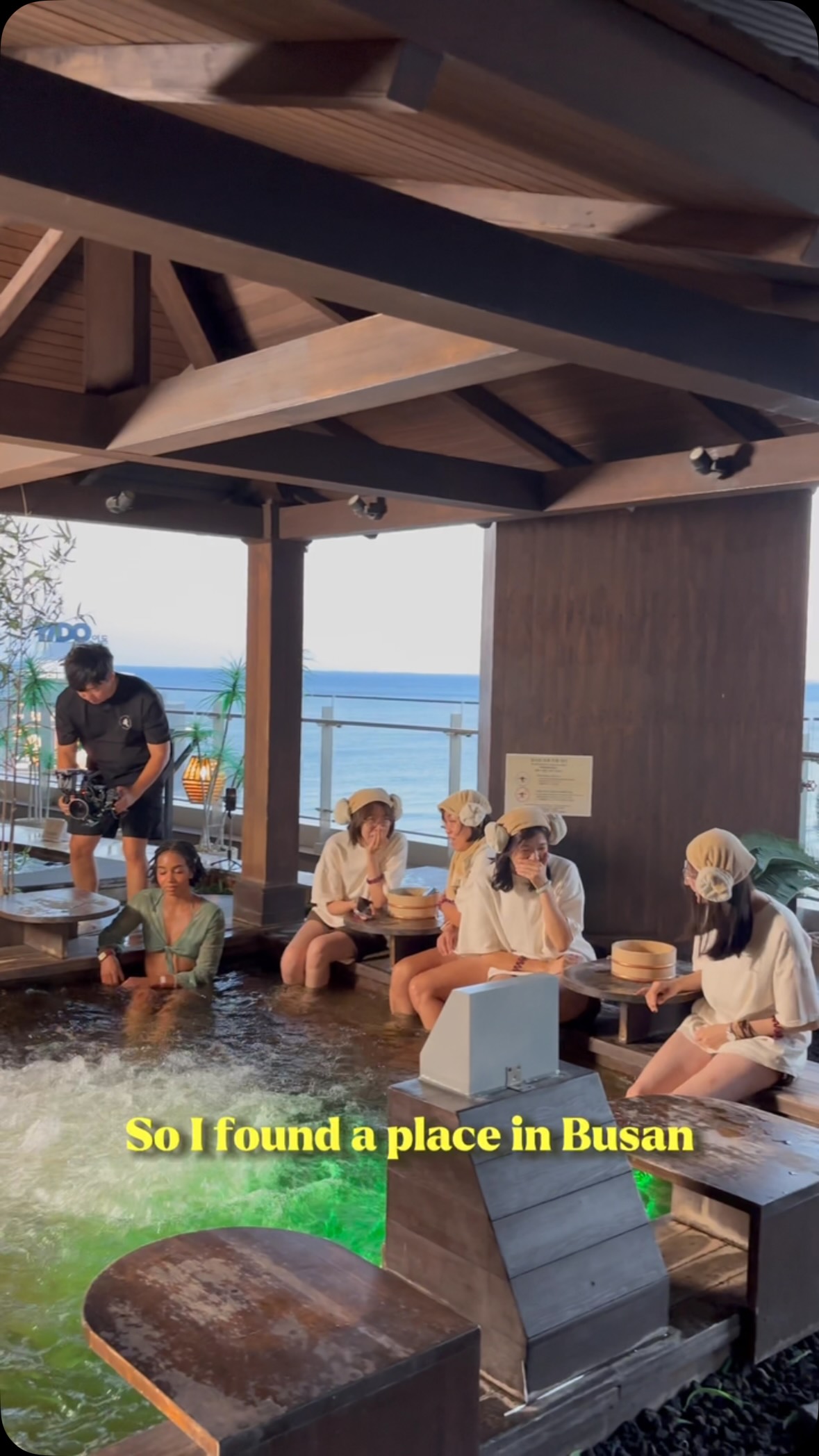 Club D Oasis: Busan's Swimsuit-Friendly Bathhouse Experience