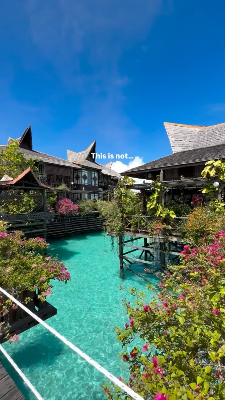 Semporna's Islands Showcase Marine Life and Beauty