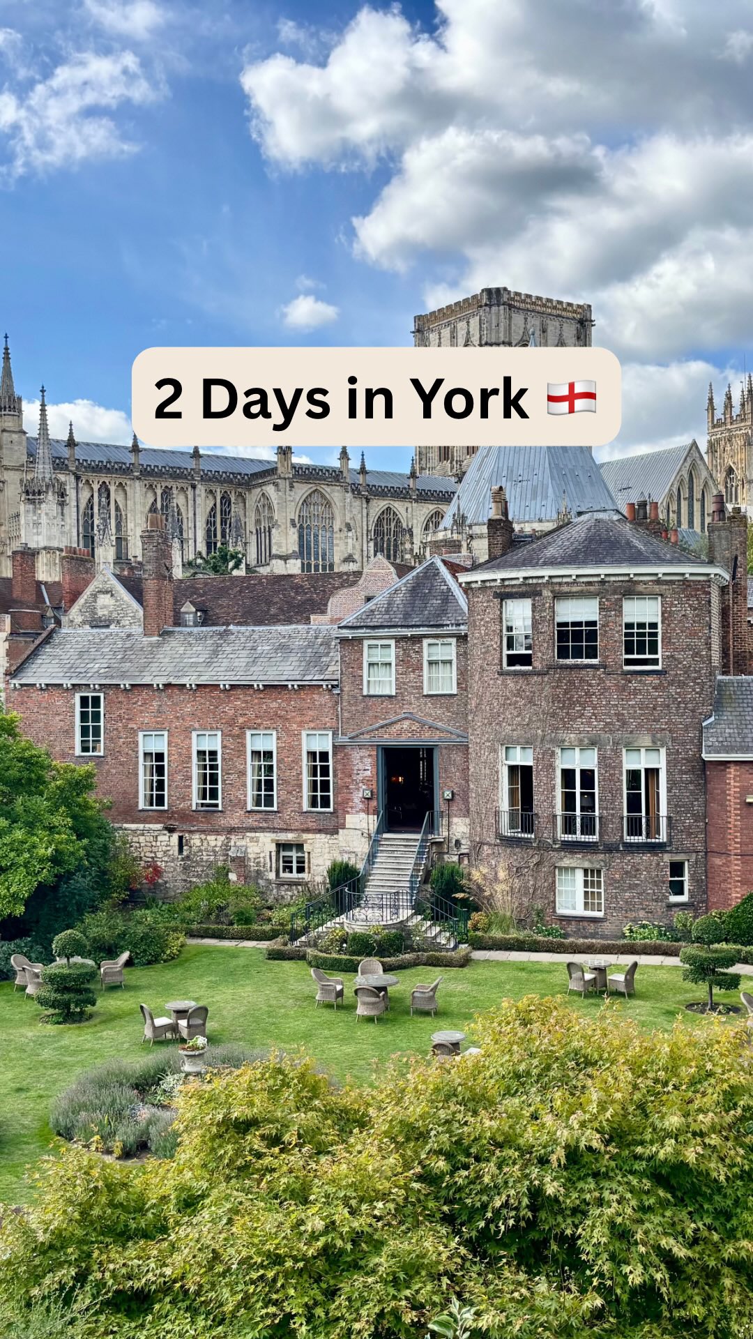 Explore Historic Streets and Pubs in York