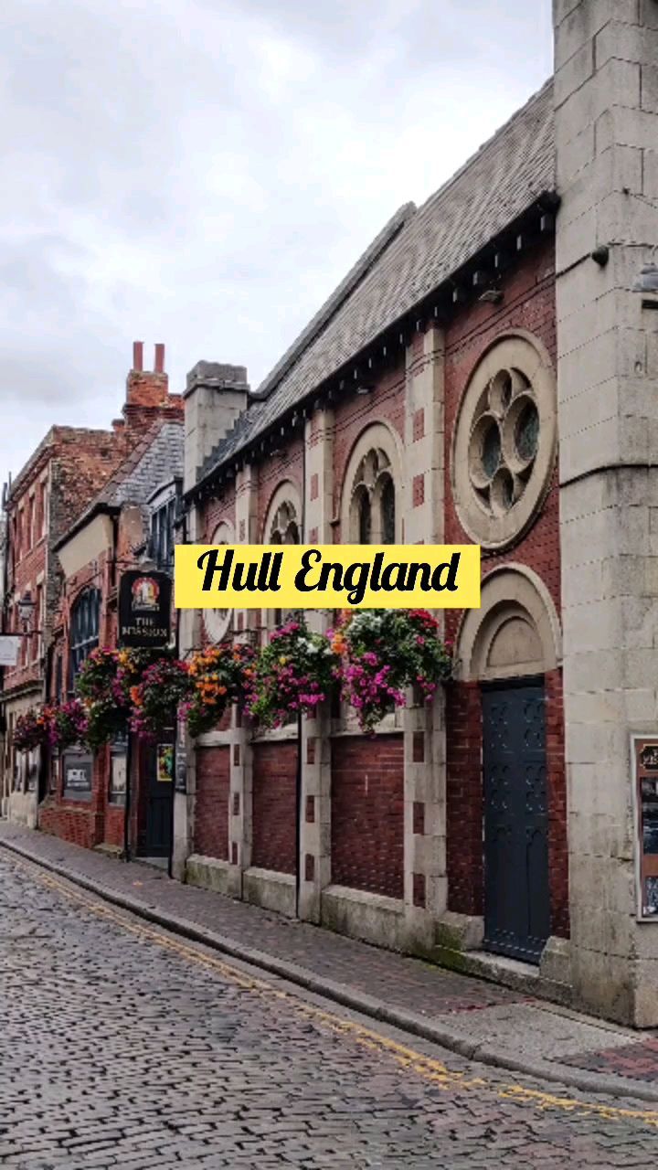 Hull's Markets, Minster, and Waterfront Attractions