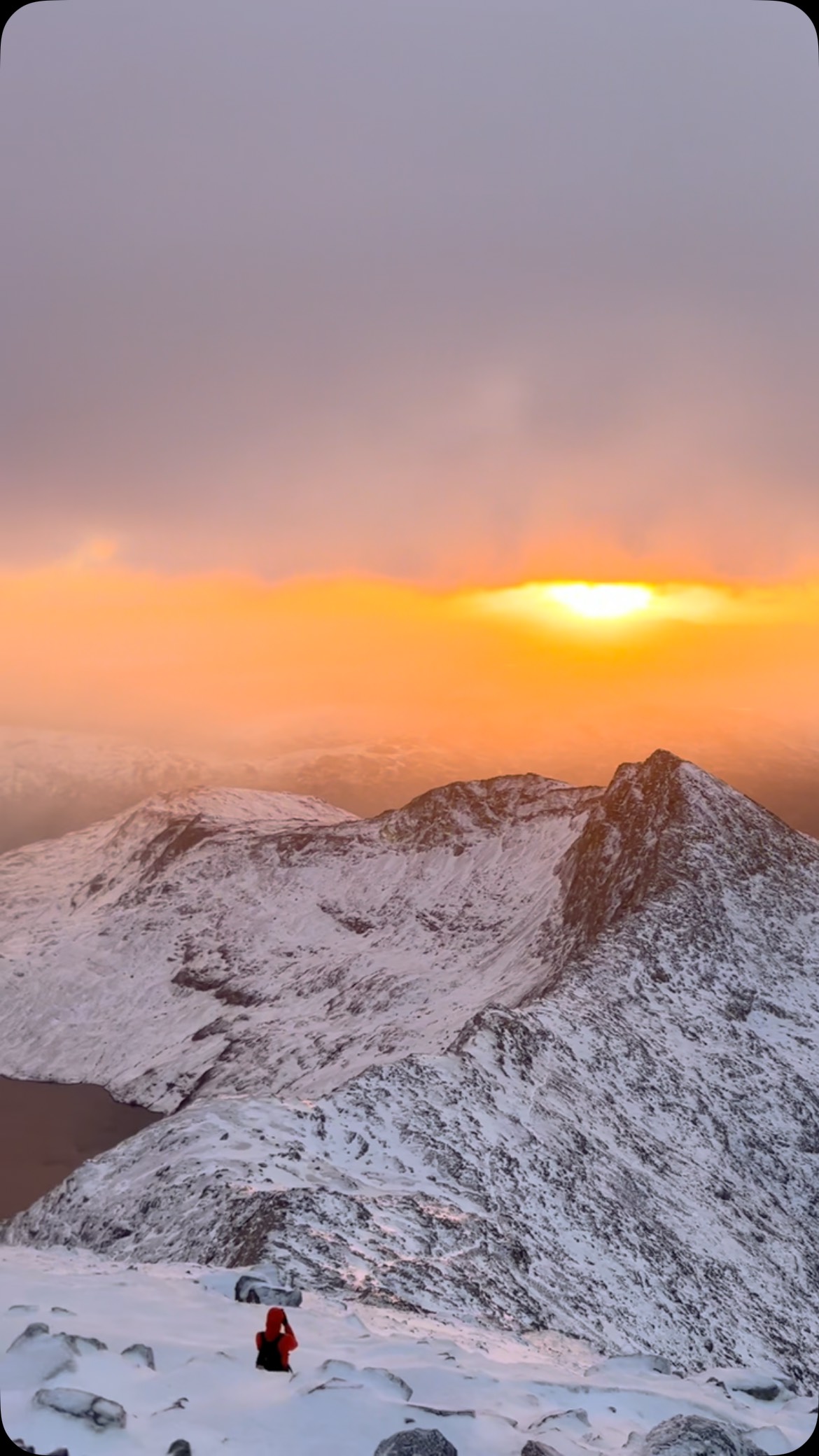 Snowdon Massif's Mountain Majesty
