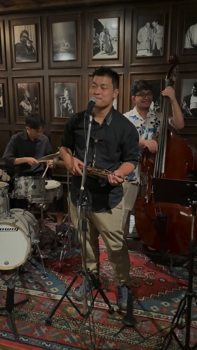 Jazz Performance at Moody Din Restaurant