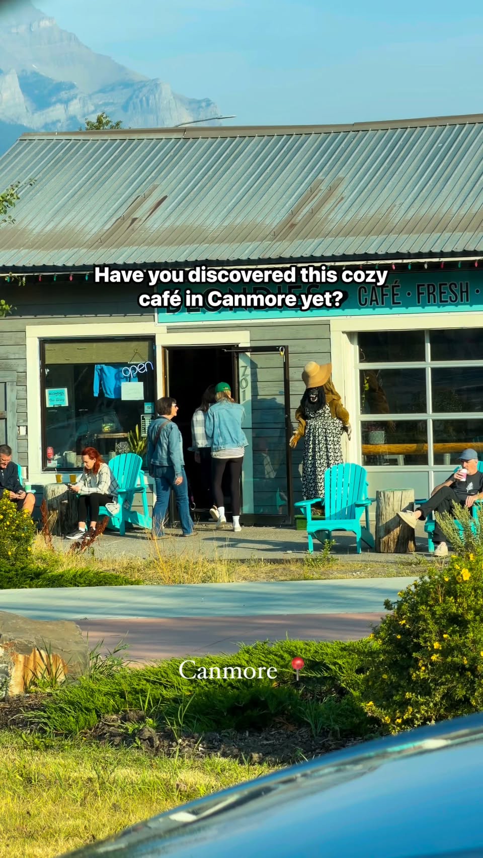 Cozy Canmore Cafe Offers Coffee And Treats