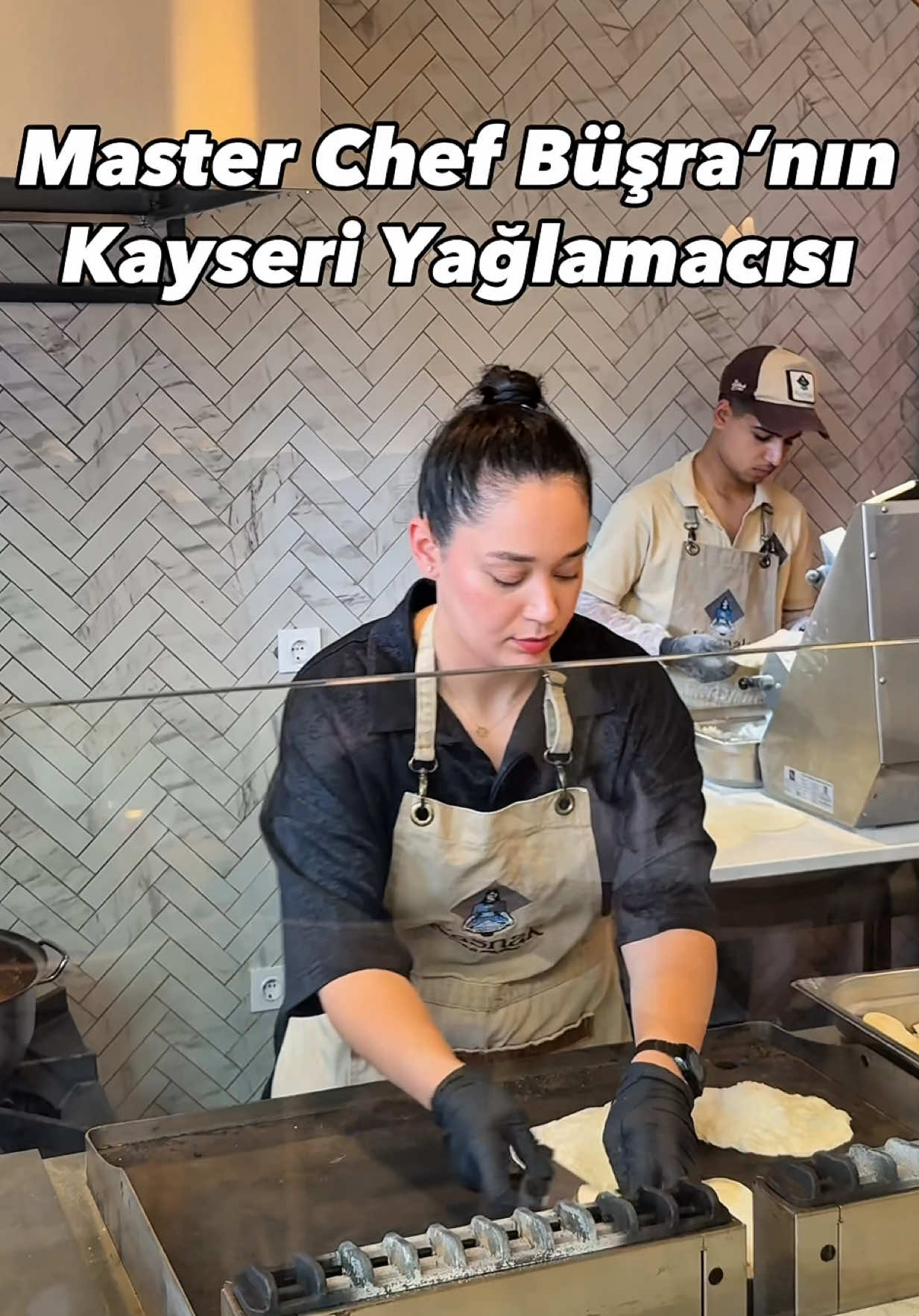 Istanbul Restaurant Serves Traditional Layered Flatbread