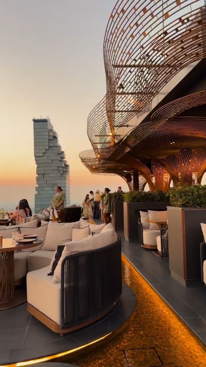 Above Eleven: Bangkok's Beautiful Outdoor Rooftop Restaurant