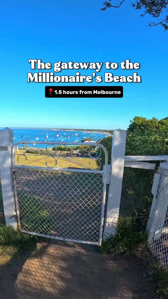 Coastal Walk Past Mansions To Portsea Beach