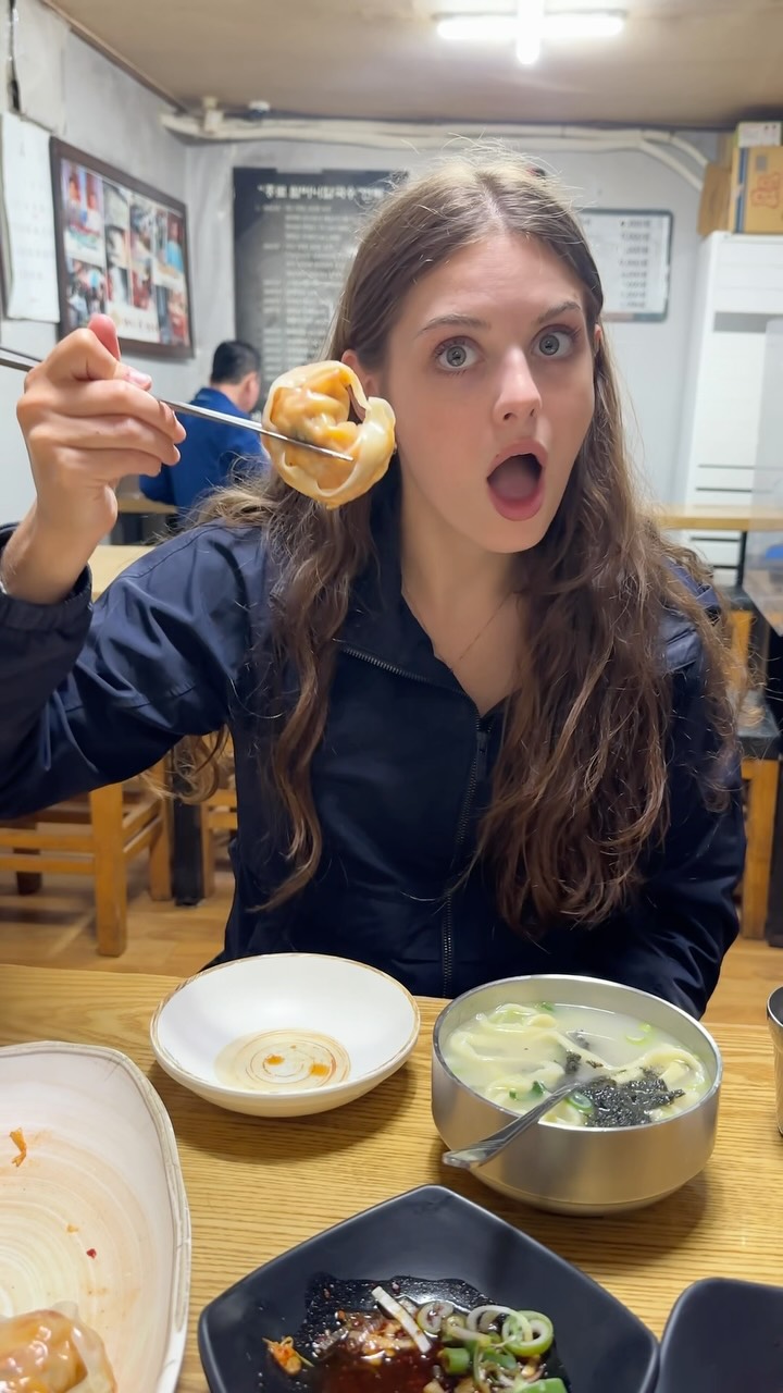 Seoul's Best Kalguksu And Mandu