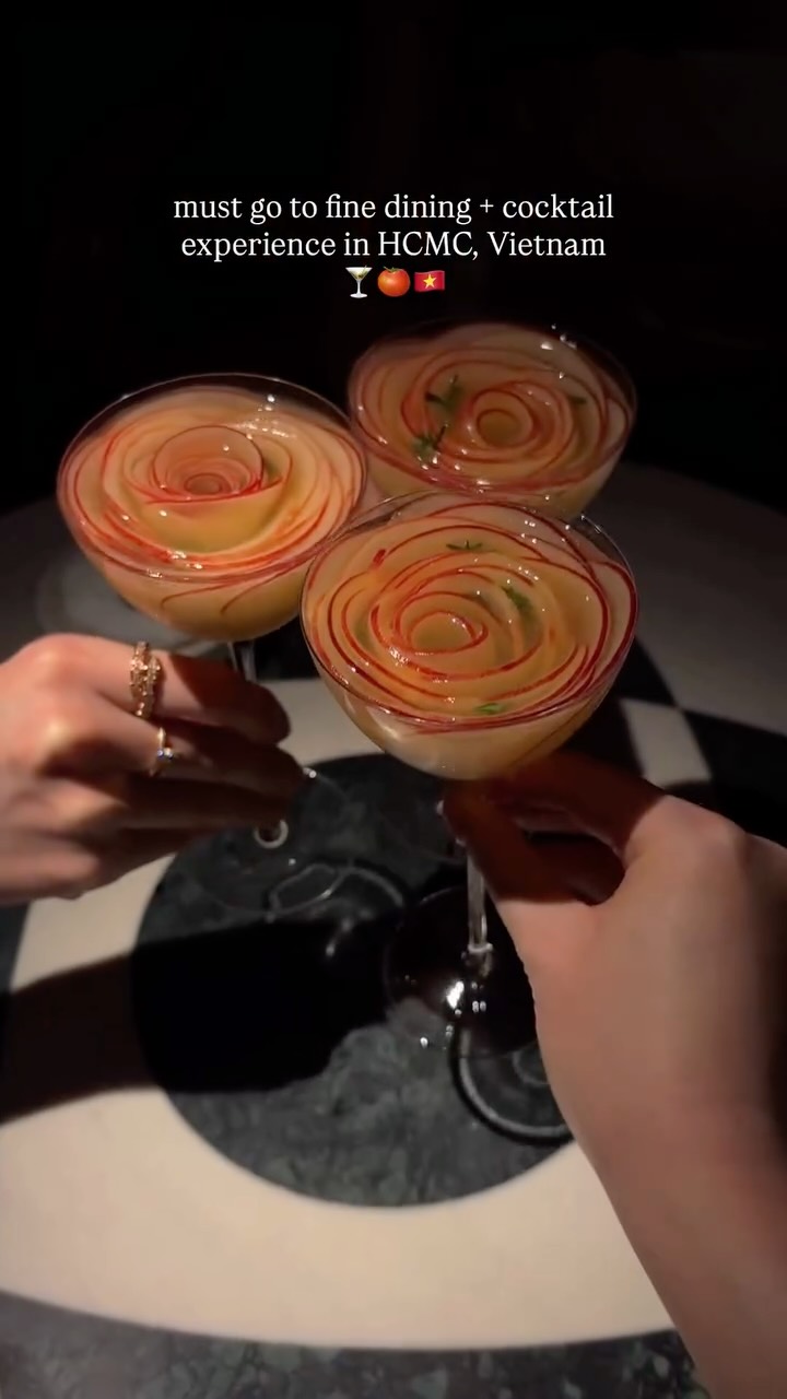 Oculus Saigon: A Bougie Dining and Cocktail Experience
