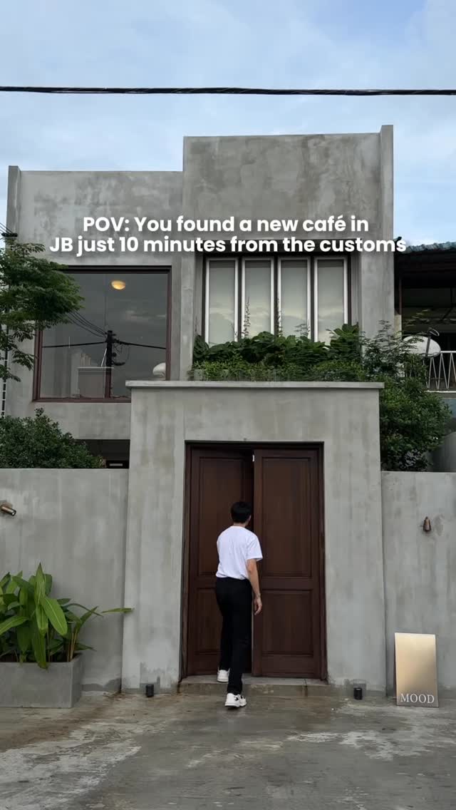 Cozy Minimalist Cafe Near JB Checkpoint