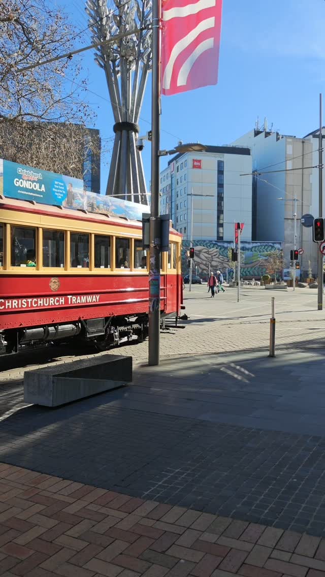 Christchurch Attractions: Gardens, Tram, Market & Harbour