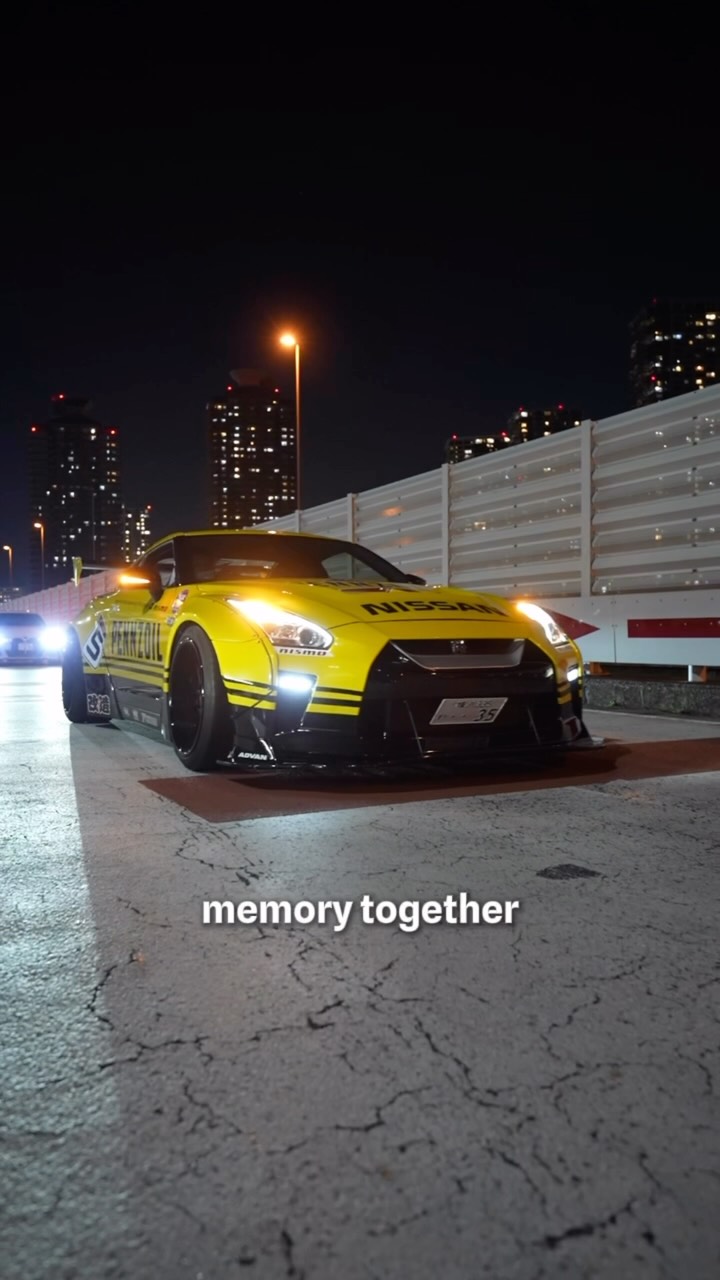 Tokyo's Neon Highways: JDM Car Culture Tours