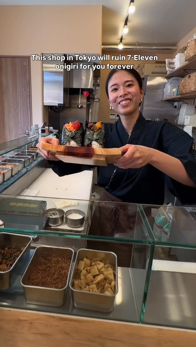 Tokyo's Fresh Onigiri Shop