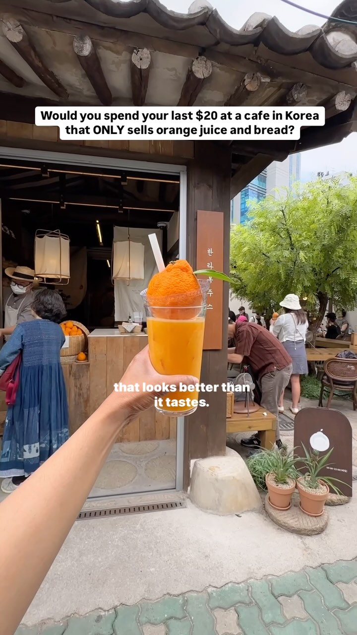Korean Cafes: Salt Bread and Orange Juice