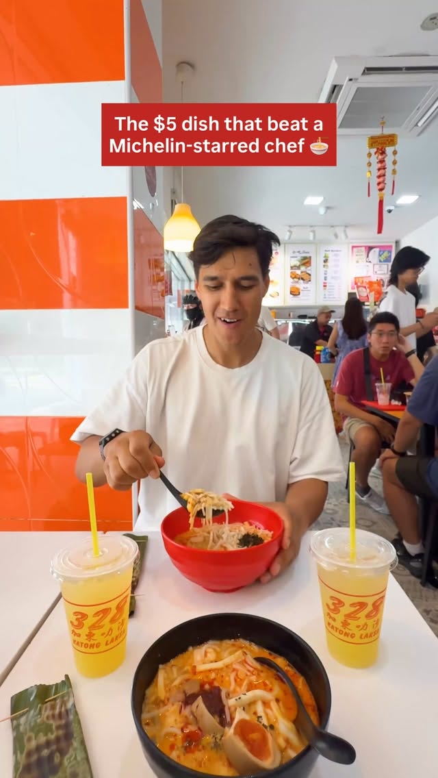 Singapore's Colorful Neighborhoods and Local Flavors