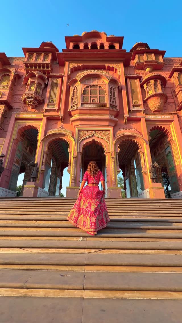 Patrika Gate: Hand-Painted Rajasthani Art Monument