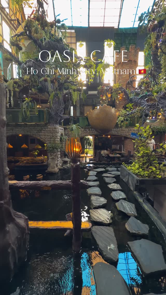 Oasis Cafe's Inviting Atmosphere