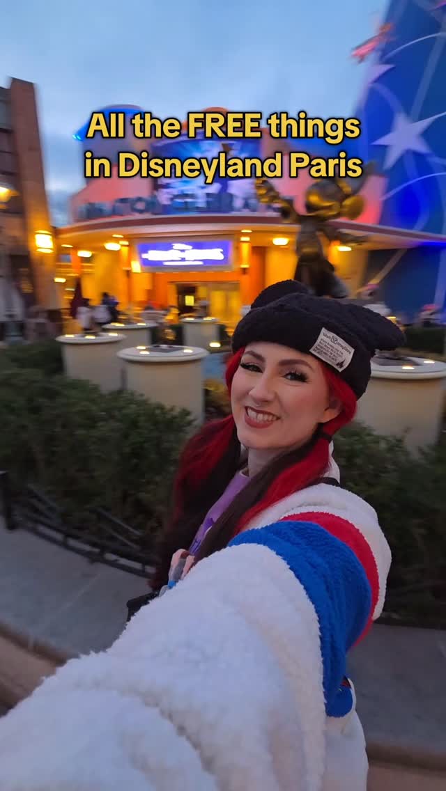 Free Collectibles and Activities At Disneyland Paris