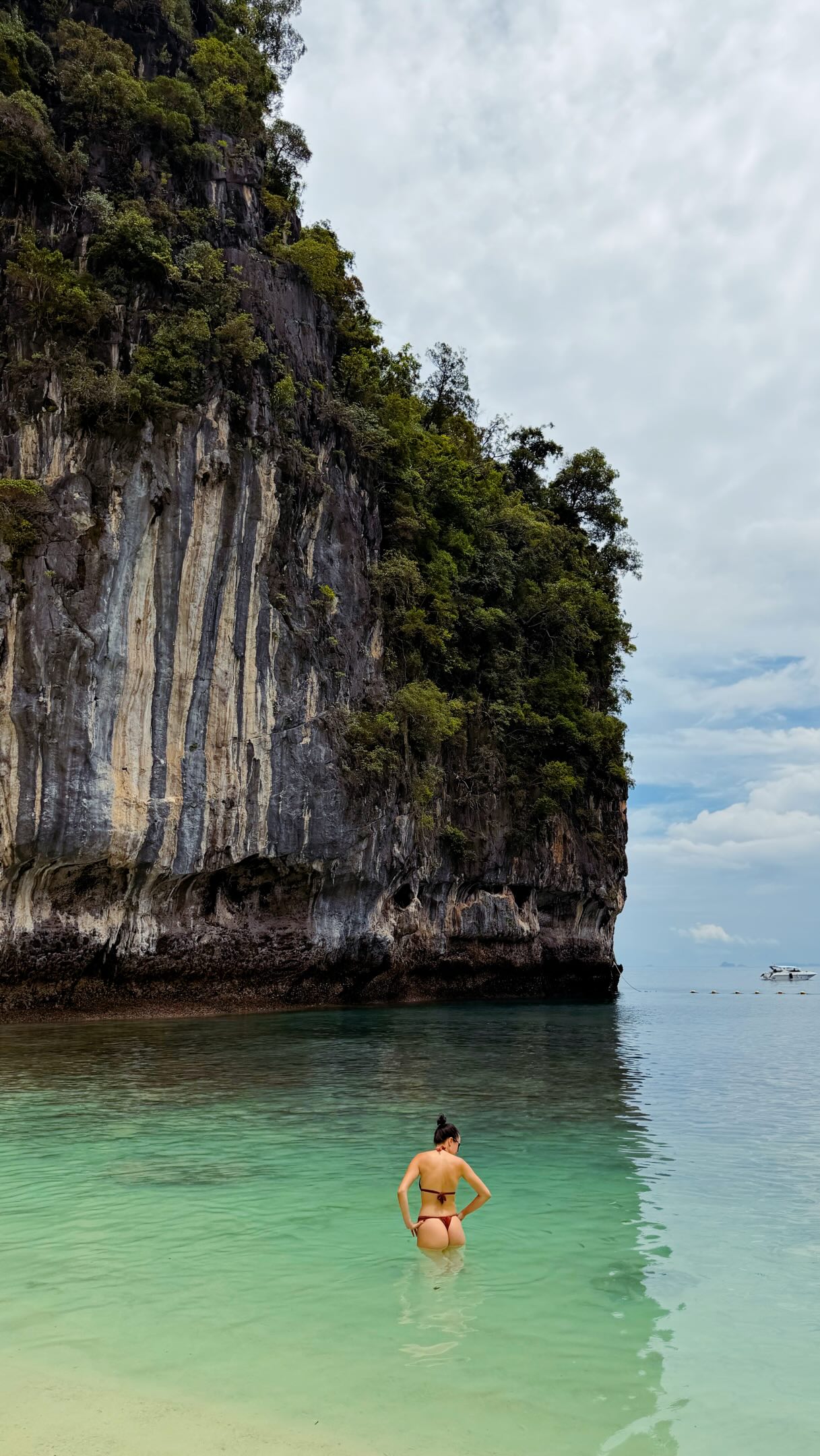Clear Waters of Ko Hong Thailand