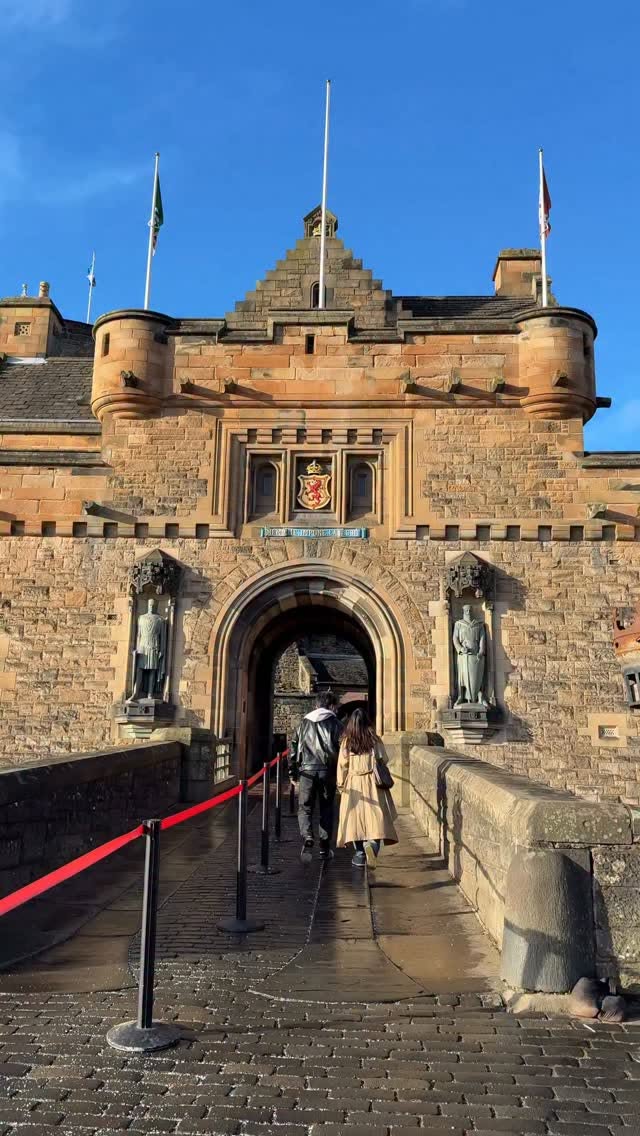 Exploring the Historic Edinburgh Castle