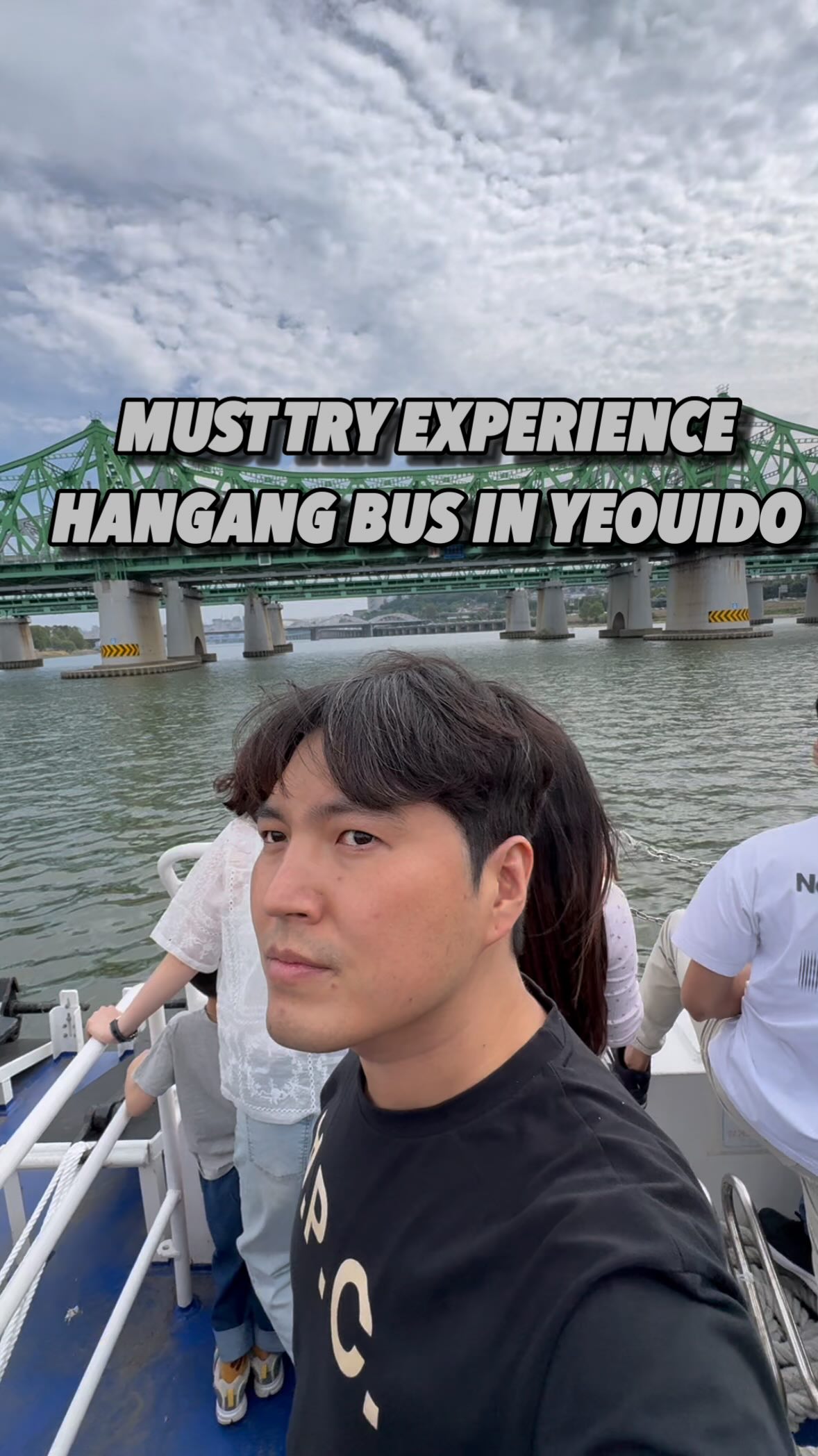 Seoul River Cruise Offers Scenic Views Of Lotte World Tower