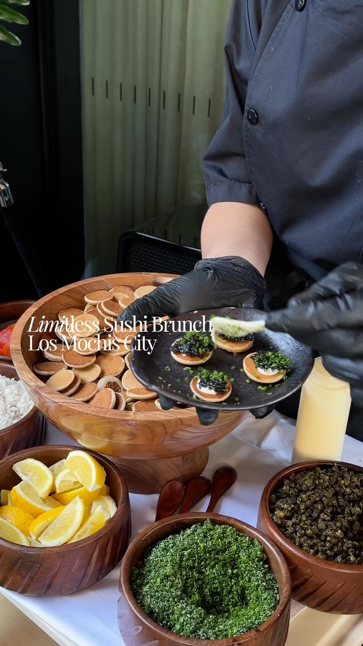 Unlimited Sushi Brunch At Los Mochis London