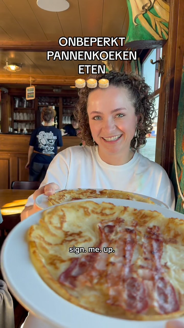 Amsterdam Pancake Boat Offers Unlimited Dining