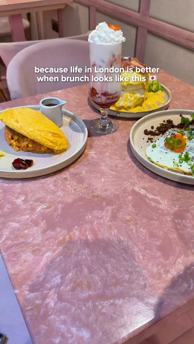 Pink Japanese Cafe Serves Jiggly Pancakes