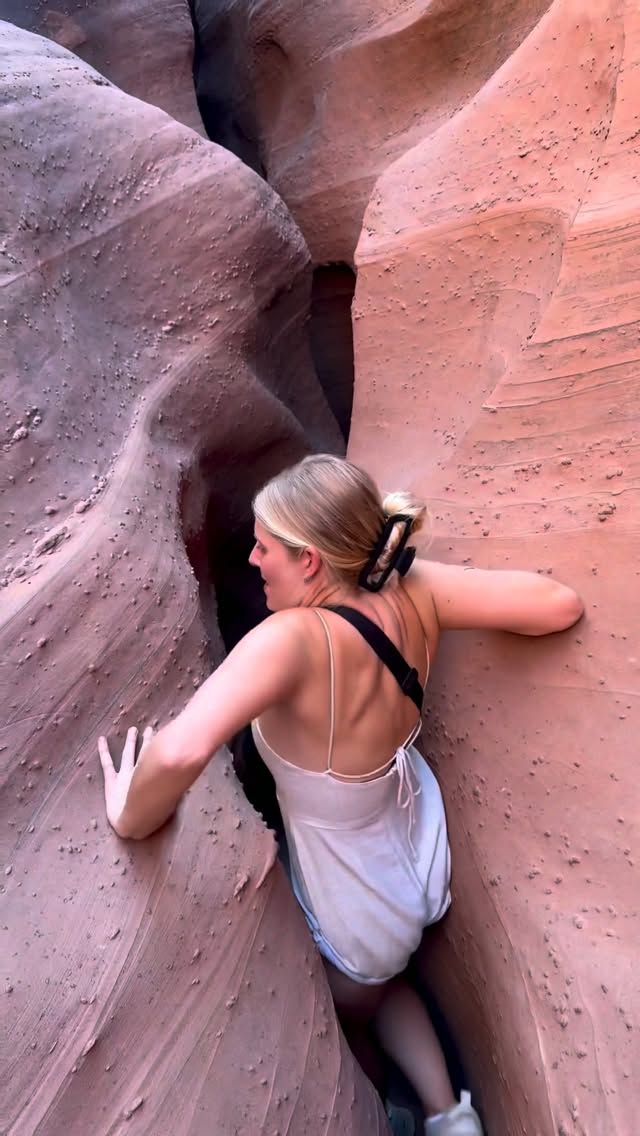 Spooky Slot Canyon Hike