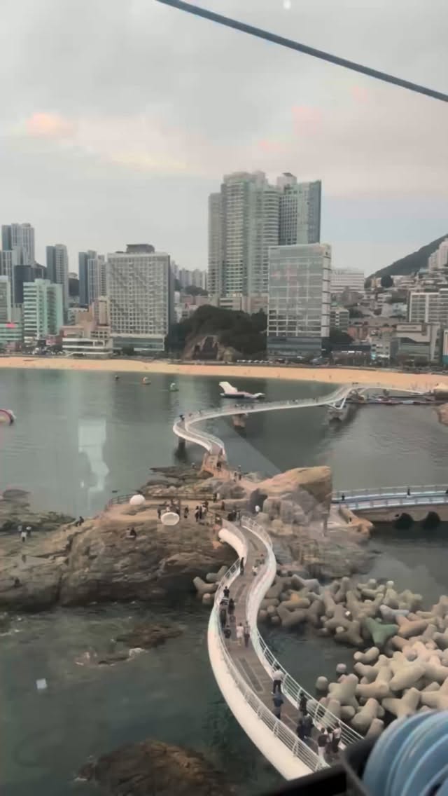 Busan Cable Car Offers Scenic Day and Night Views