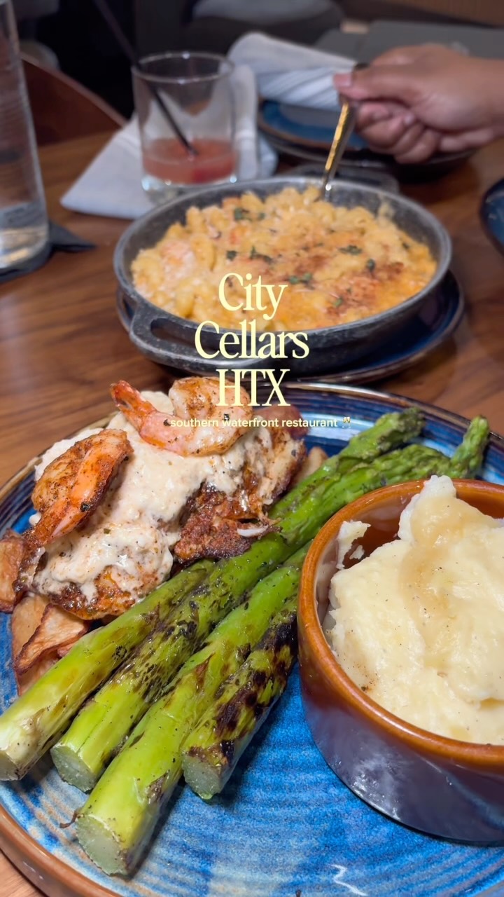 City Cellars Offers Waterfront Dining With Live Music