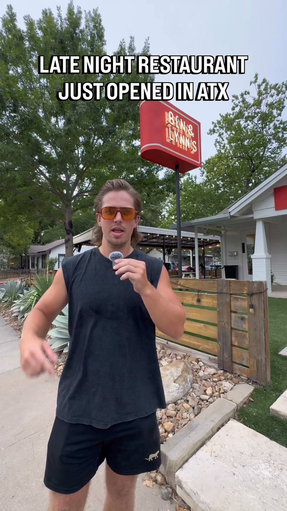 Ben & Lynn's Opens With Fried Chicken