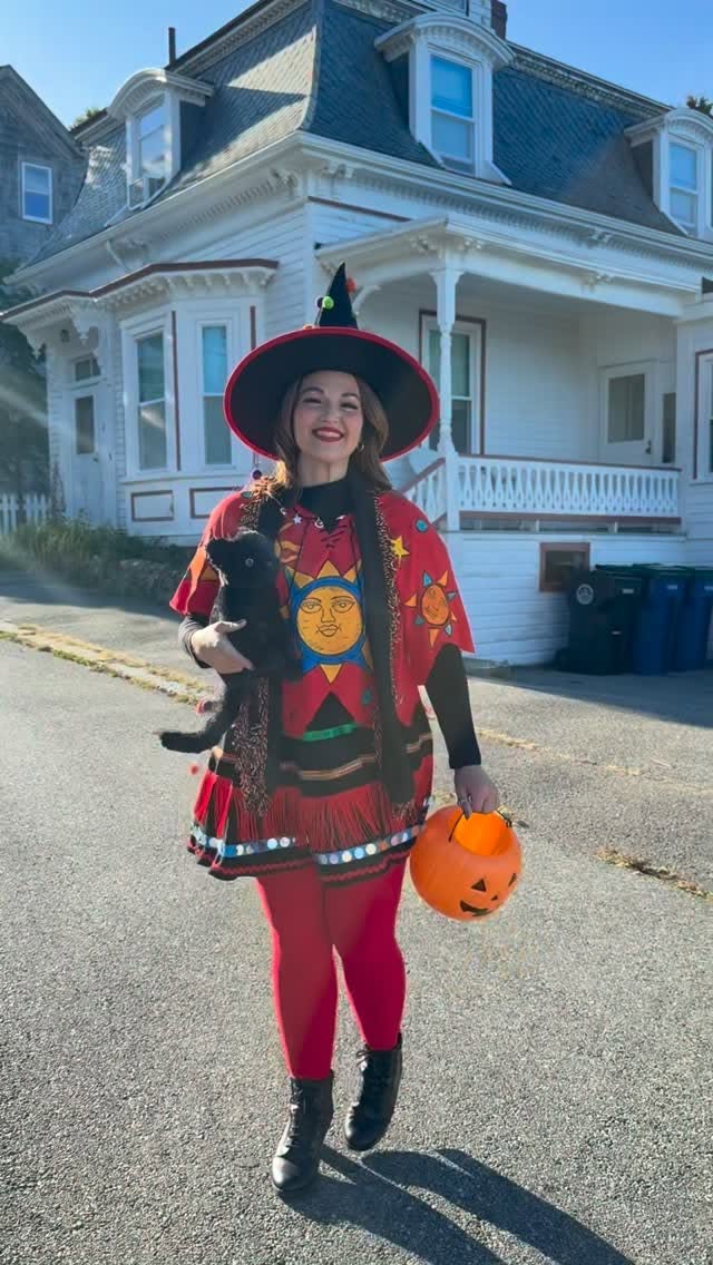 Salem's Spooky Stores, Attractions, and Treats