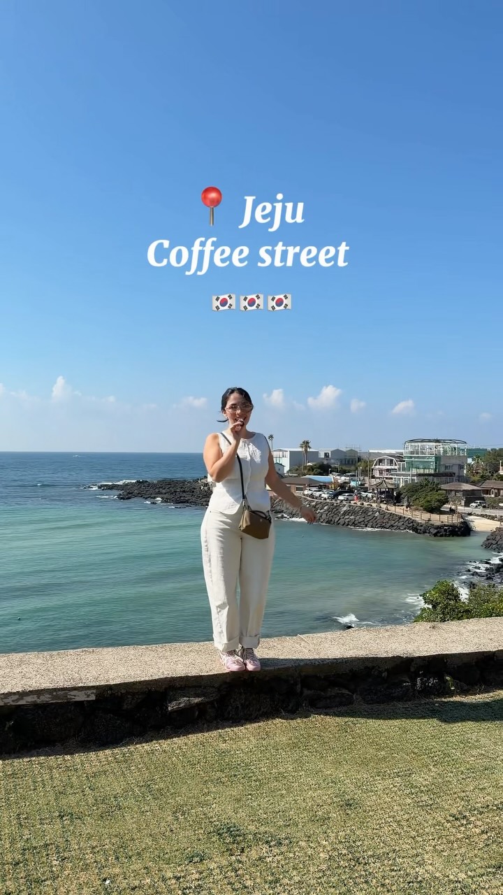 Jeju's Coastal Cafes and Beaches