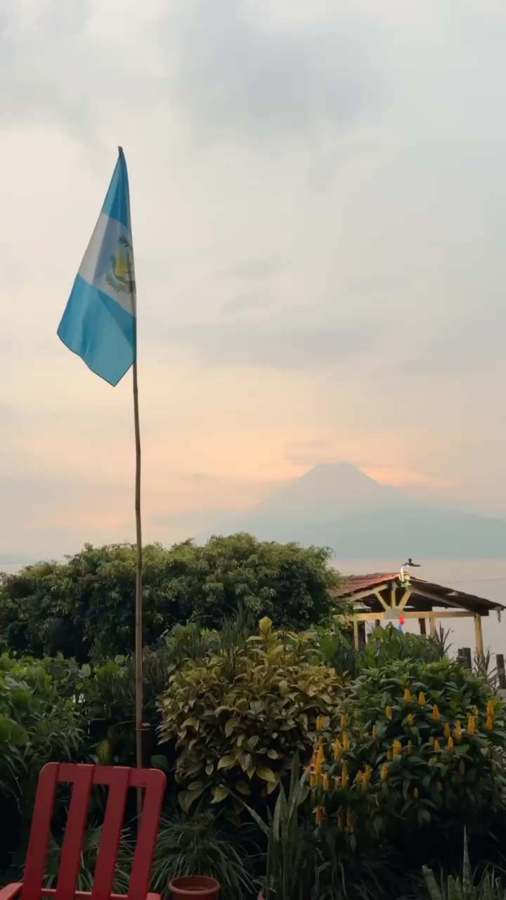Volunteer at Lake Atitlán Hostel Paradise