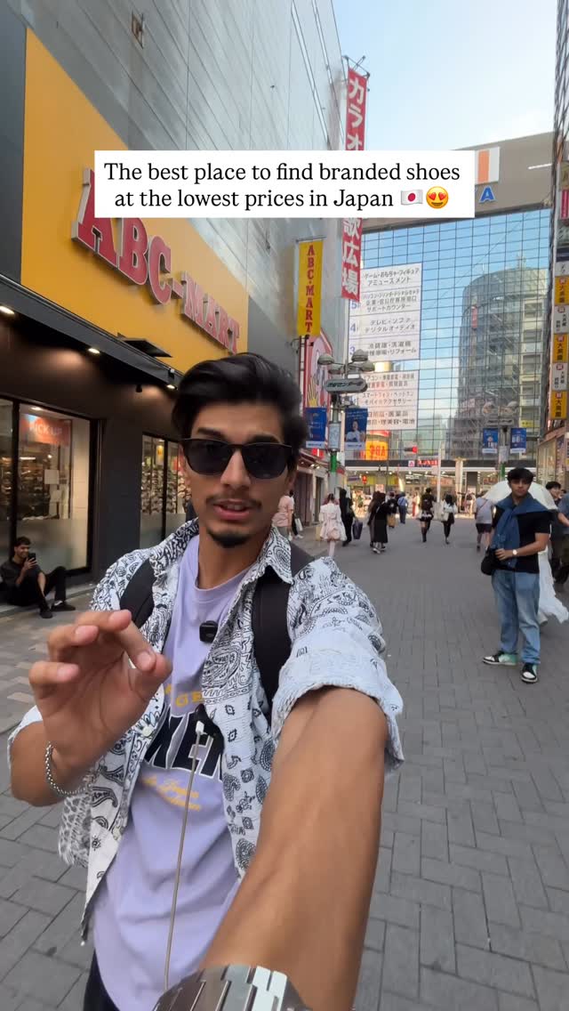 Shinjuku Honten ABC-Mart Features Discounted Branded Shoes