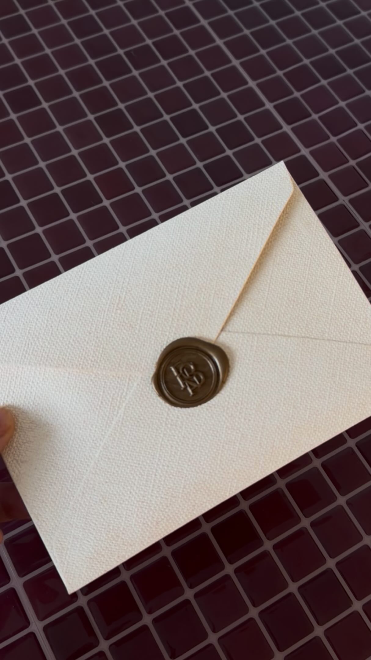 Mexico City Letter-Writing Cafe Offers Unique Experience