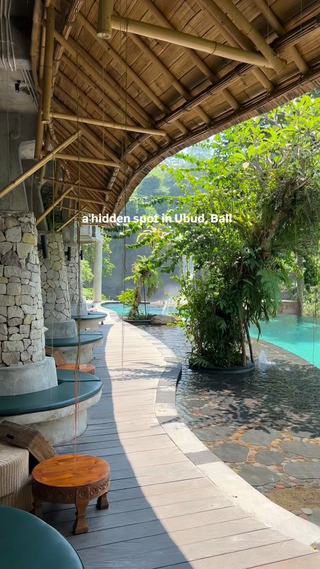 Bali's Hidden Dayclub and Island Exploration