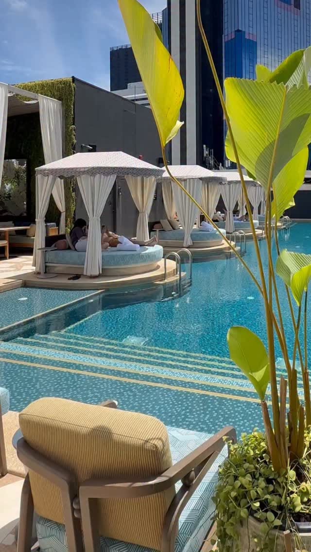 Bangkok Hotels With Rooftop Pools Near Asok BTS