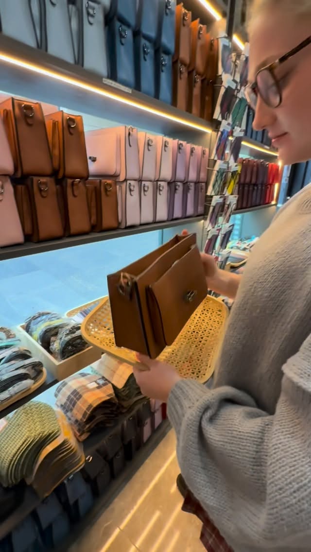 Custom Bag Creation At Islander Flagship