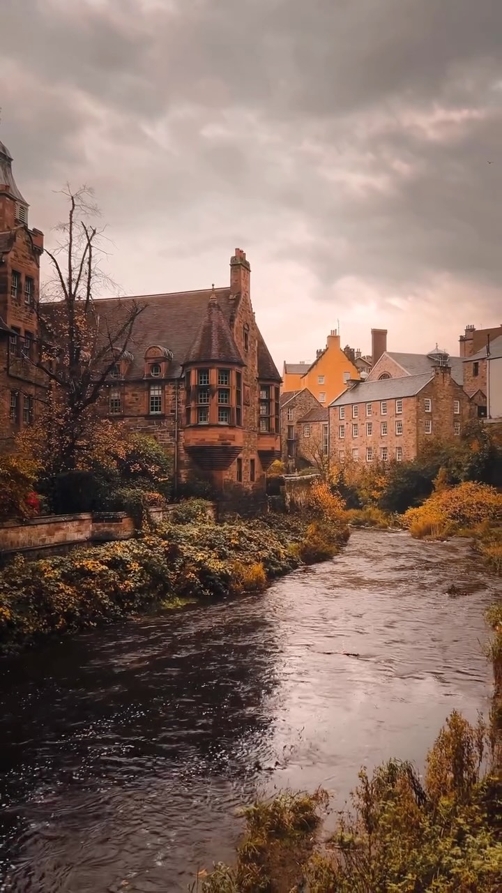 Dean Village Dam: Edinburgh's Tranquil Waterway Escape