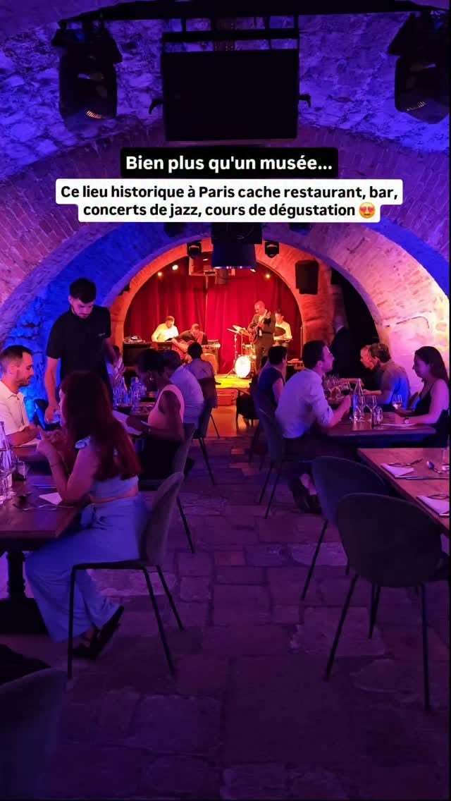 Wine Museum & Restaurant Near Eiffel Tower