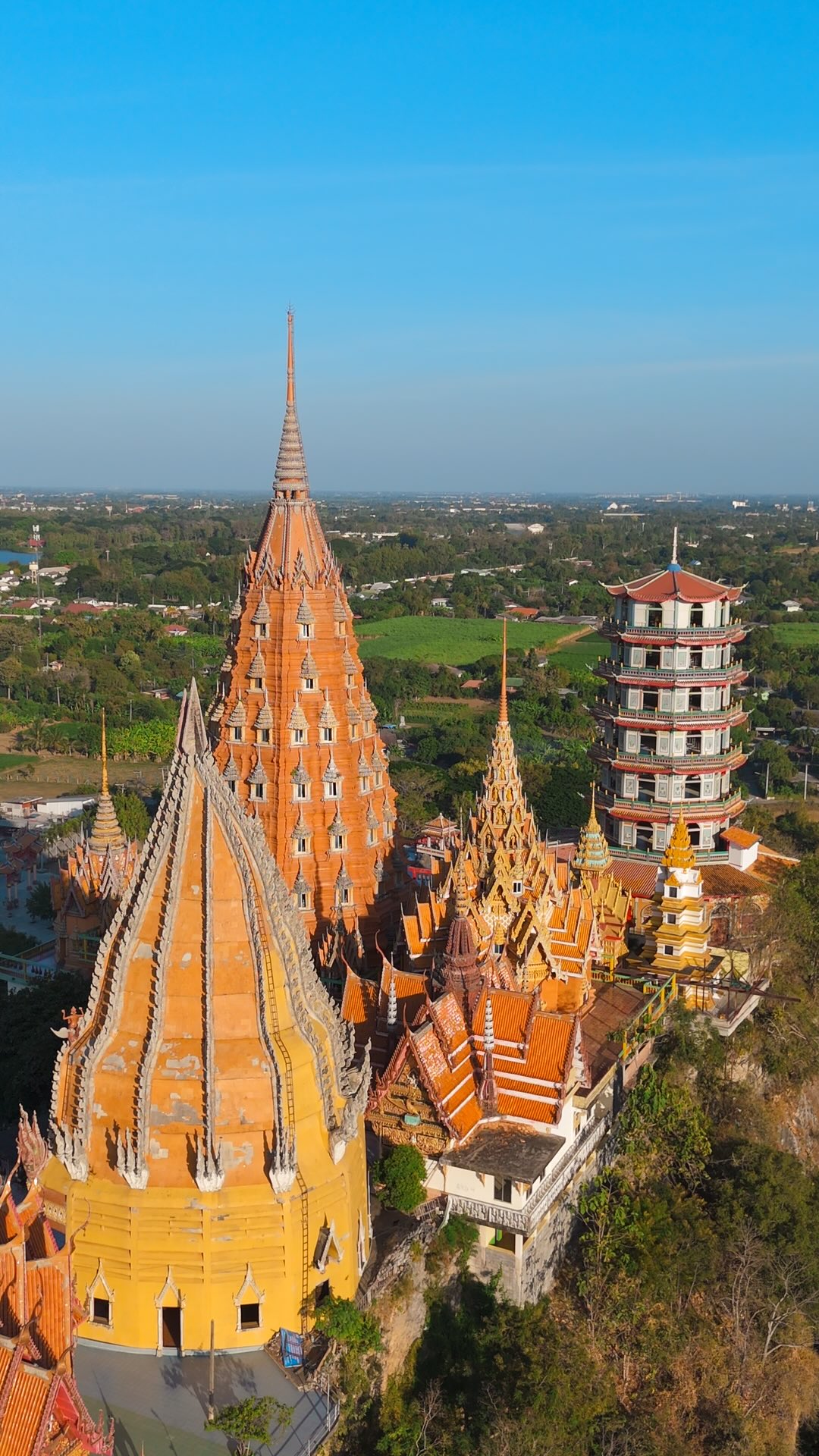 Thai Road Trip: Temples, Waterfalls, and Bridges