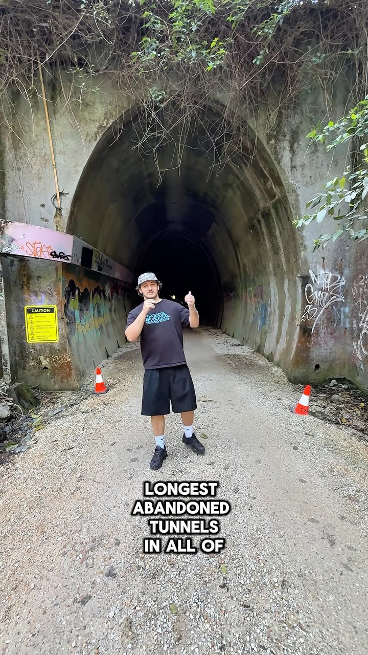 1 Landmarks in Stokers Siding