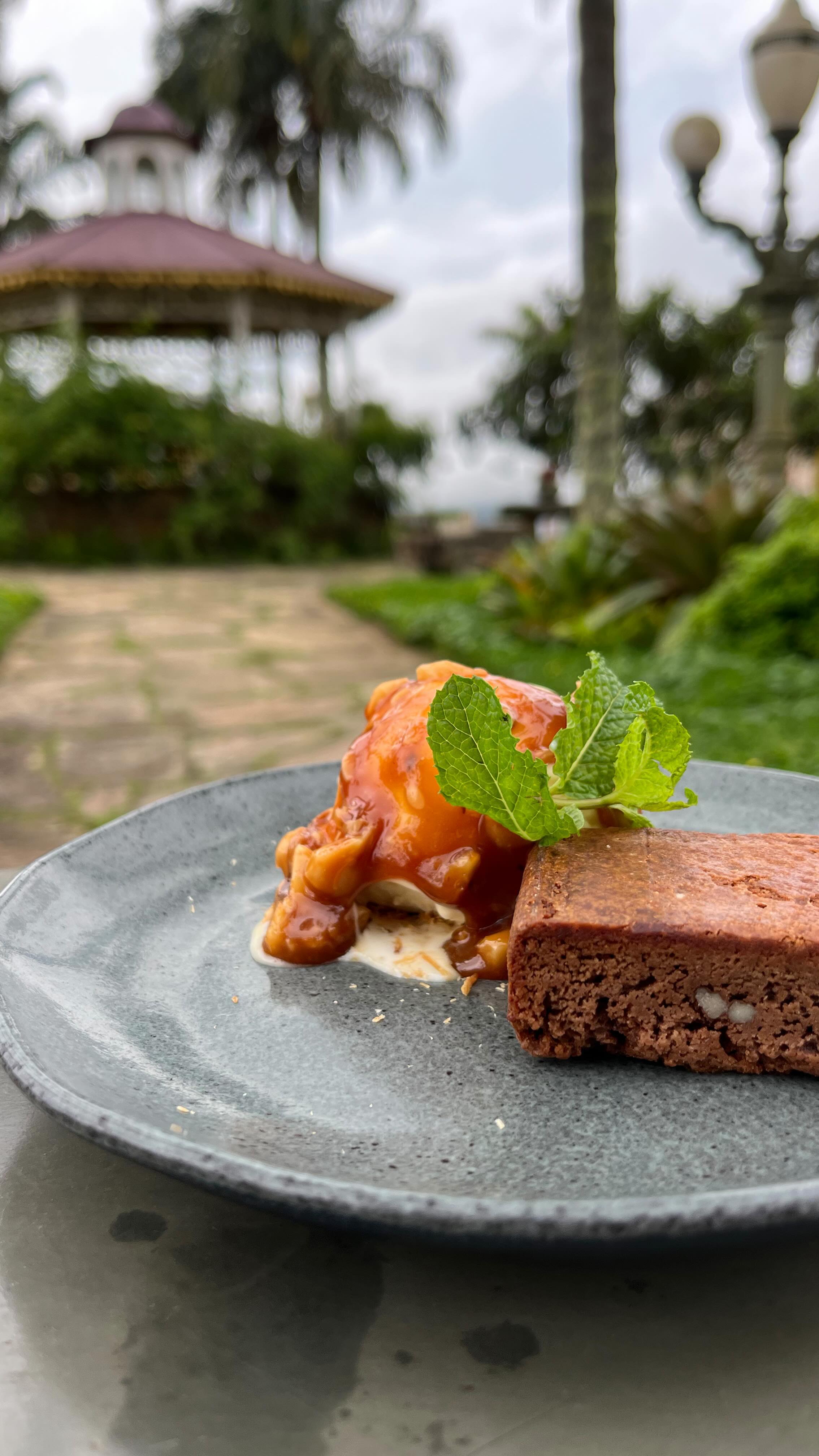 Vila Relicário Restaurant Welcomes You