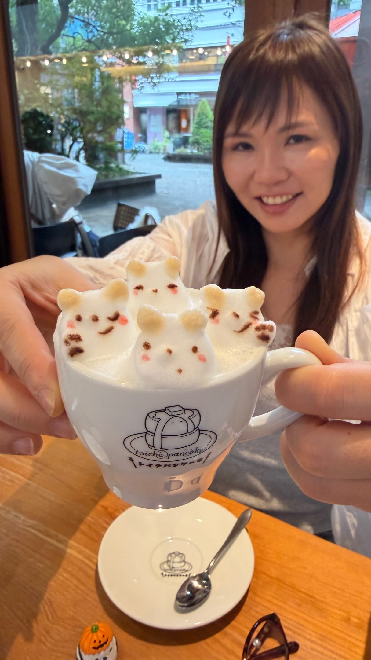 Unique 3D Pancakes and Drinks