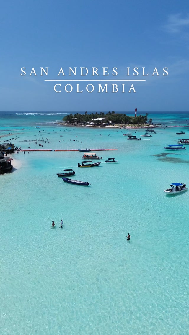 Cayo Acuario's Clear Waters and Marine Life